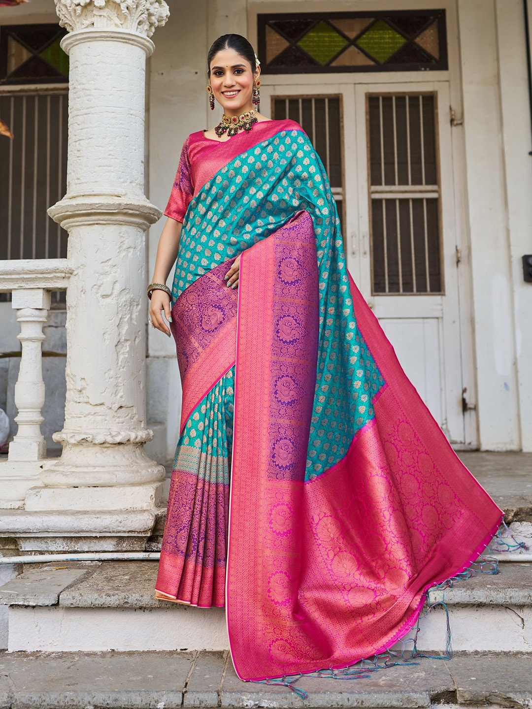 

Sanu Silk Woven Design Zari Silk Blend Tussar Saree, Turquoise blue
