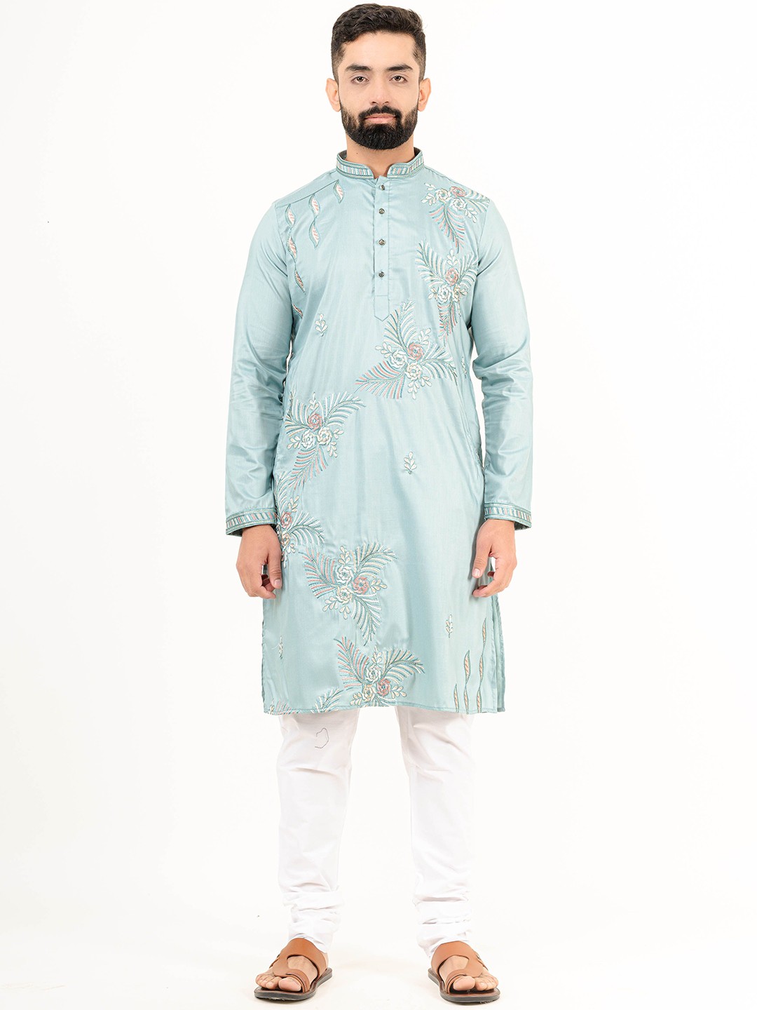 

Tistabene Men Floral Embroidered Thread Work Handloom Kurta, Blue