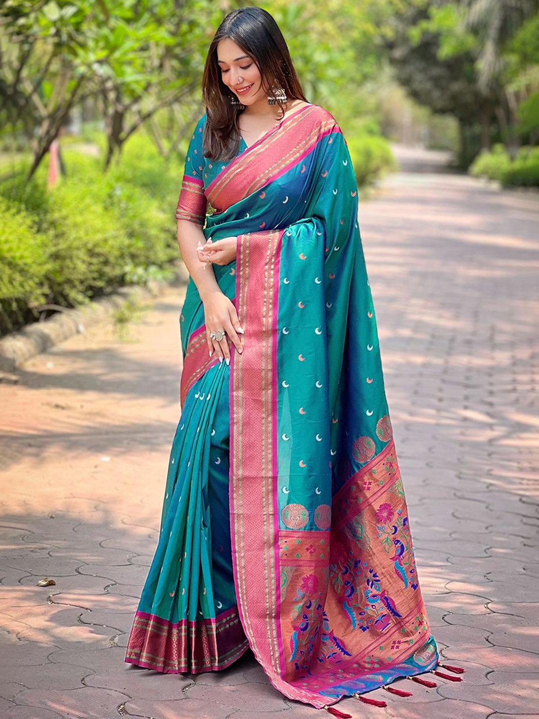 

all about you Woven Design Zari Silk Blend Paithani Saree, Green