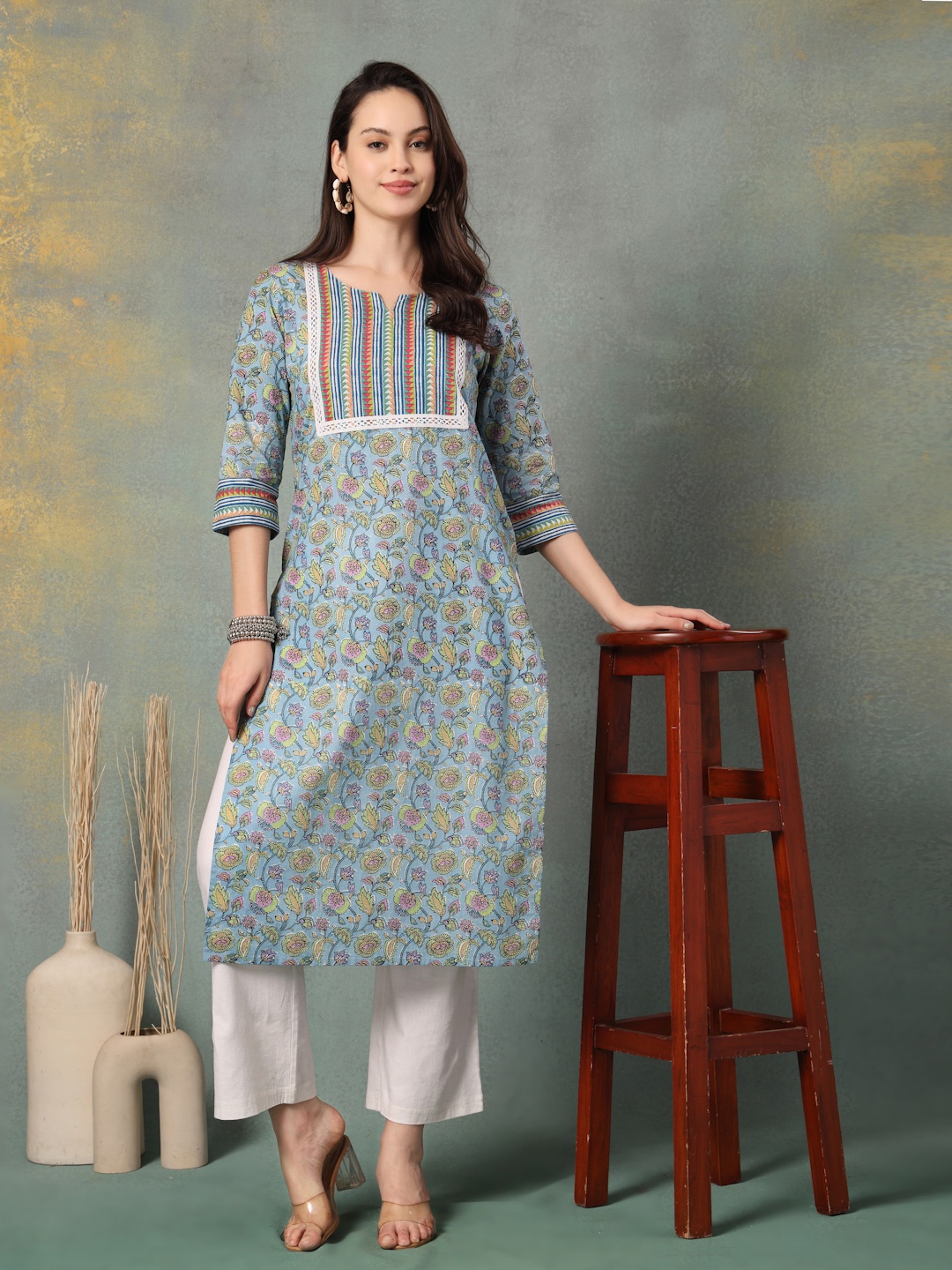 

God Bless Floral Printed Gotta Patti Cotton Straight Kurta, Blue