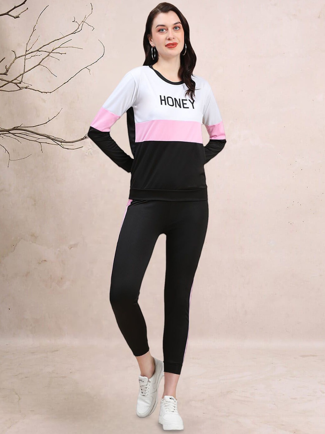 

DTR FASHION Colorblocked Round Neck T-Shirt & Trouser Co-Ord Set, Pink