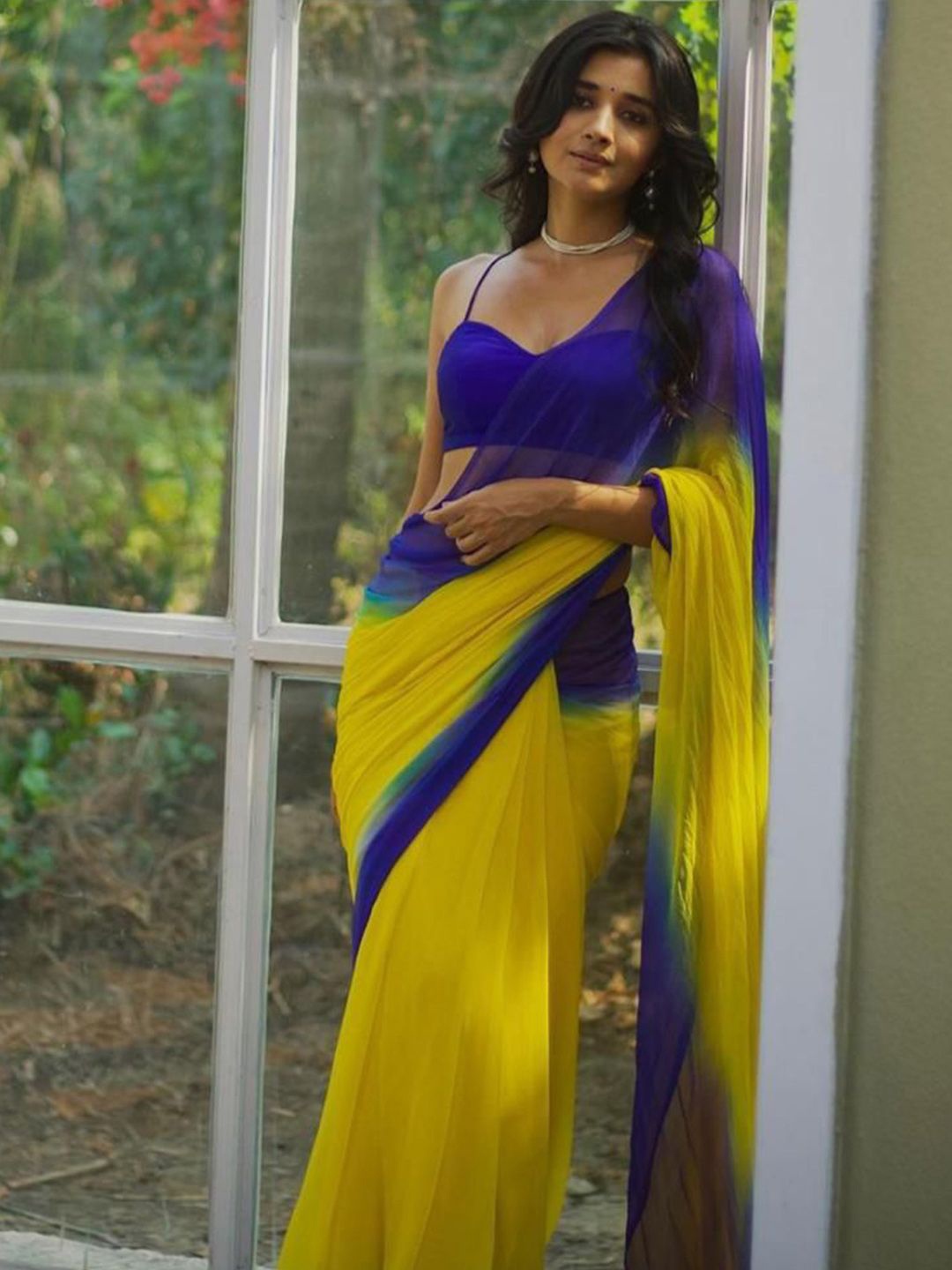 

Mitera Colourblocked Poly Georgette Saree, Yellow