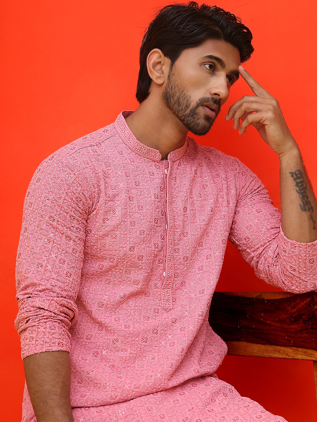 

Jompers Men Embroidered Regular Sequinned Pure Cotton Kurta with Pyjamas, Magenta