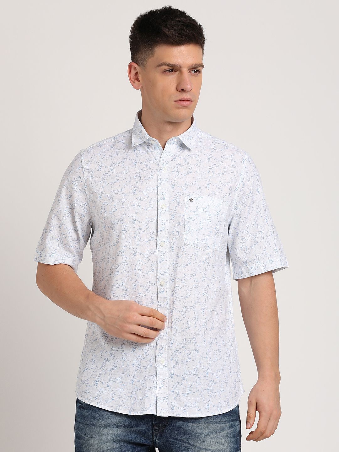 

Turtle Men Relaxed Slim Fit Floral Opaque Printed Casual Shirt, White