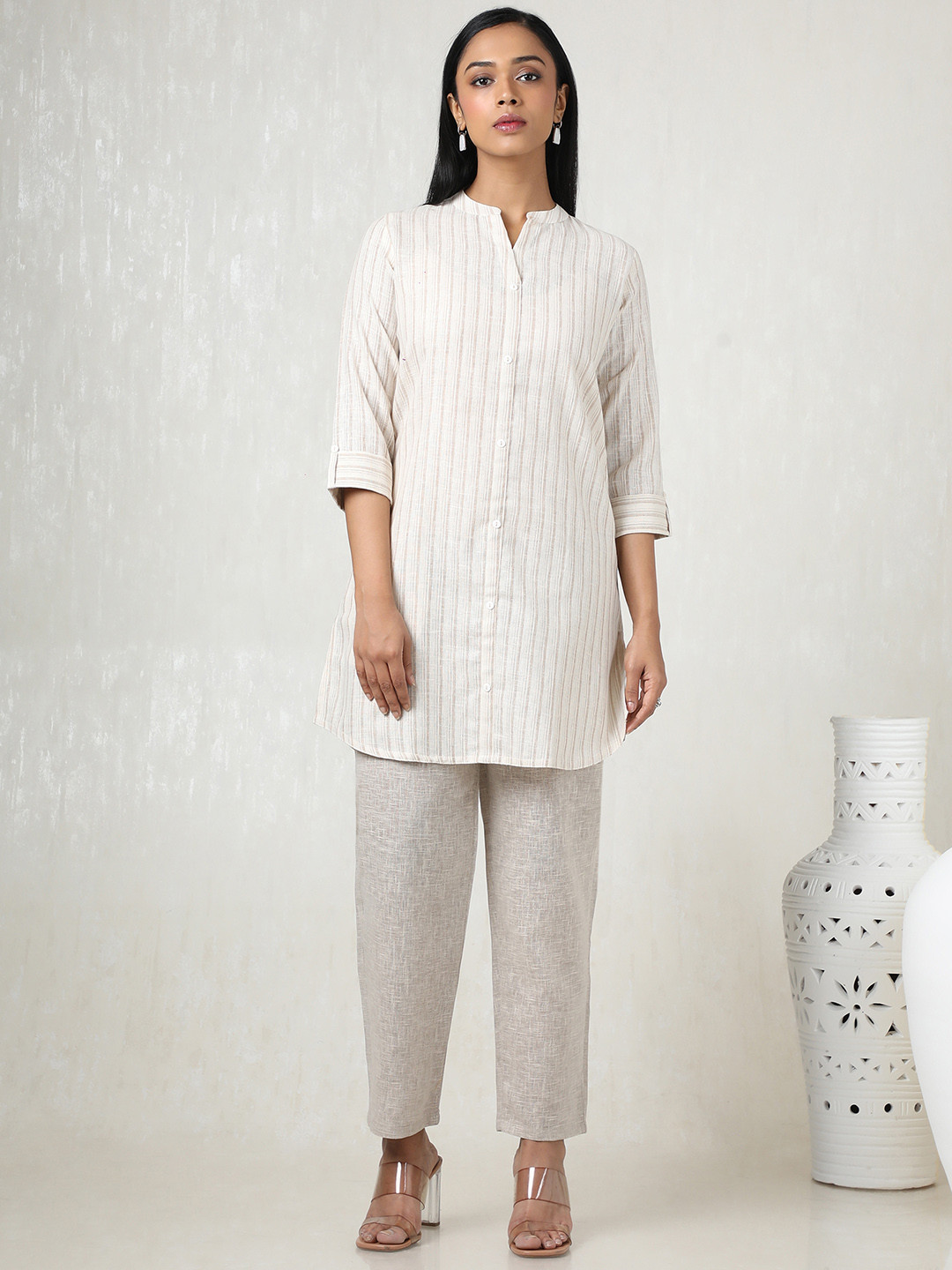 

Soch Women Striped Regular Linen Kurta with Trousers, Off white