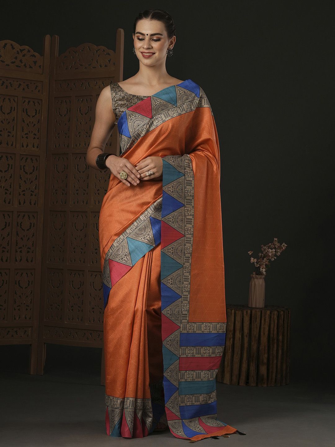 

Mitera Bagh Silk Blend Dabu Saree, Orange