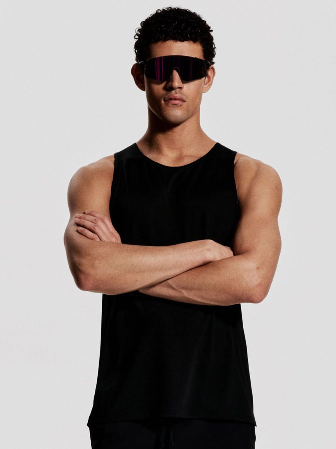 

H&M Regular Fit Sports Vest Top With DryMove, Black