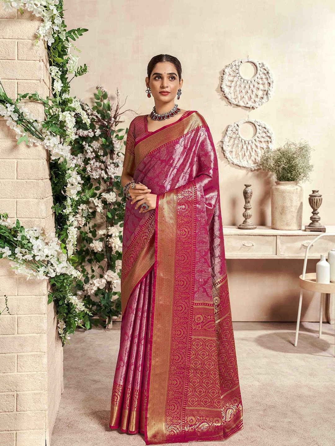 

Blissta Woven Design Zari Silk Blend Dharmavaram Saree, Magenta