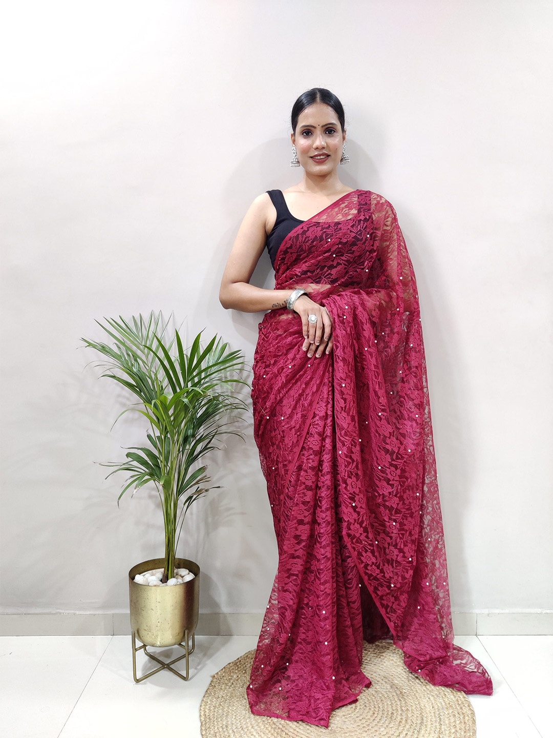 

HI FI NX Floral Net Saree, Maroon