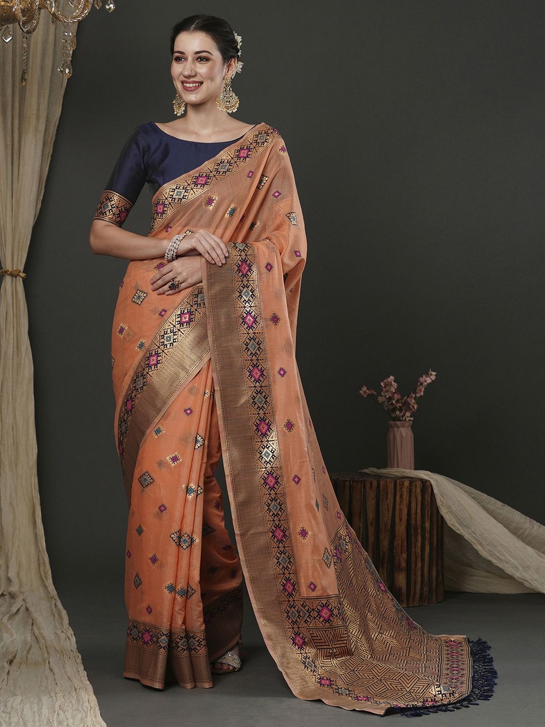 

Mitera Ethnic Motifs Zari Silk Cotton Banarasi Saree, Peach