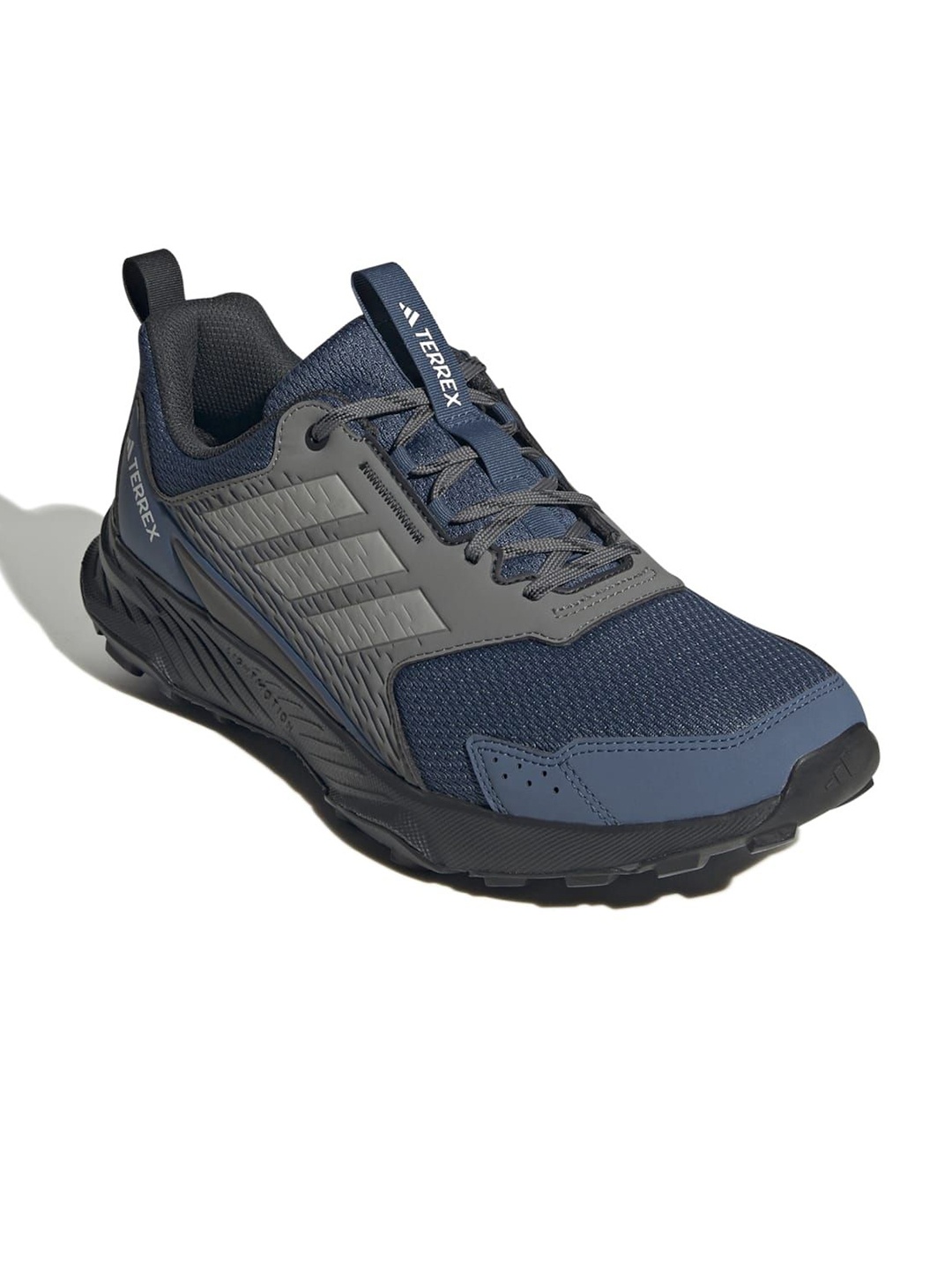 

ADIDAS Terrex Tracefinder 2 Men Running Shoes, Blue