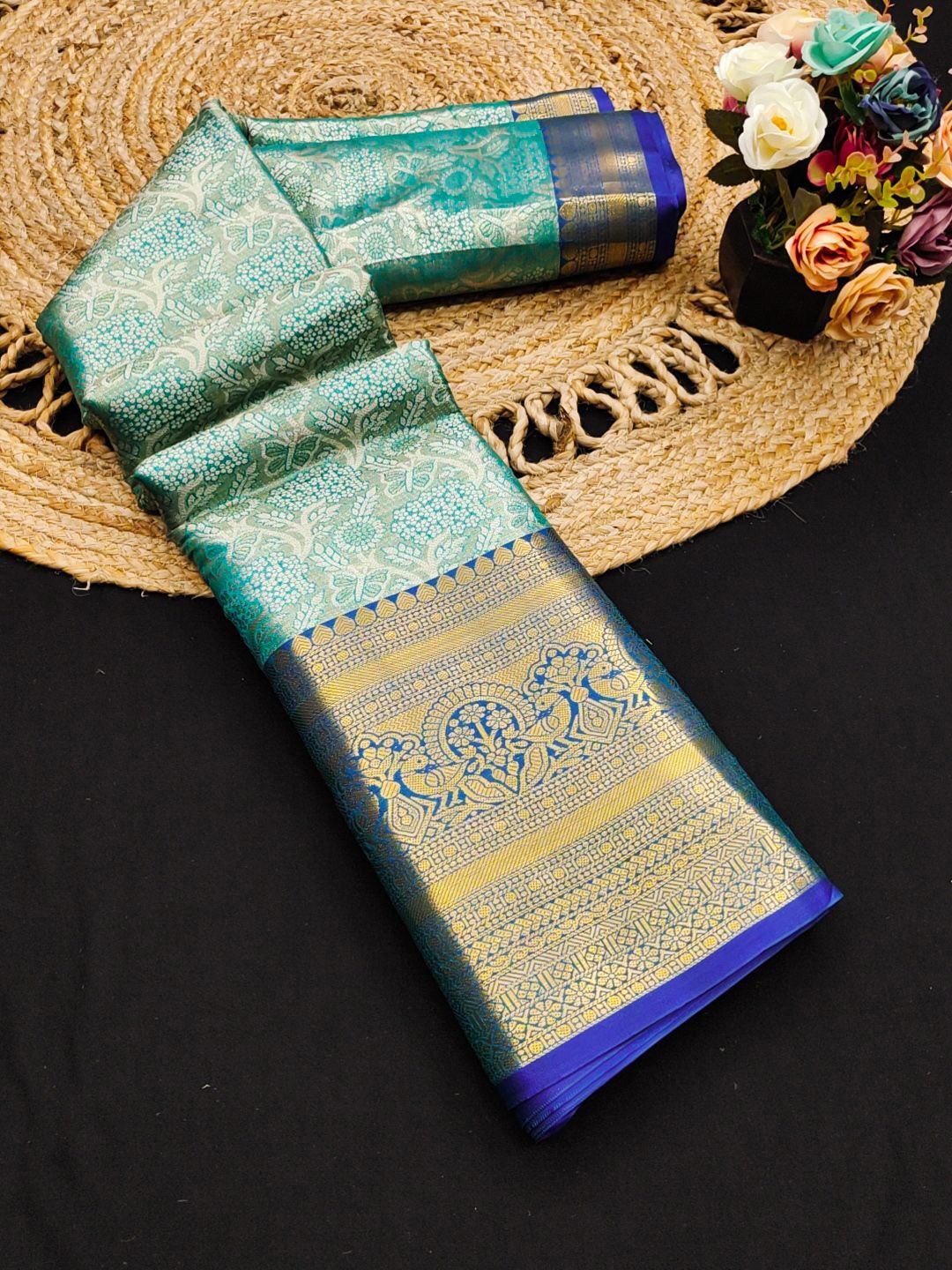 

SILKWEAR Woven Design Zari Pure Silk Kanjeevaram Saree, Teal