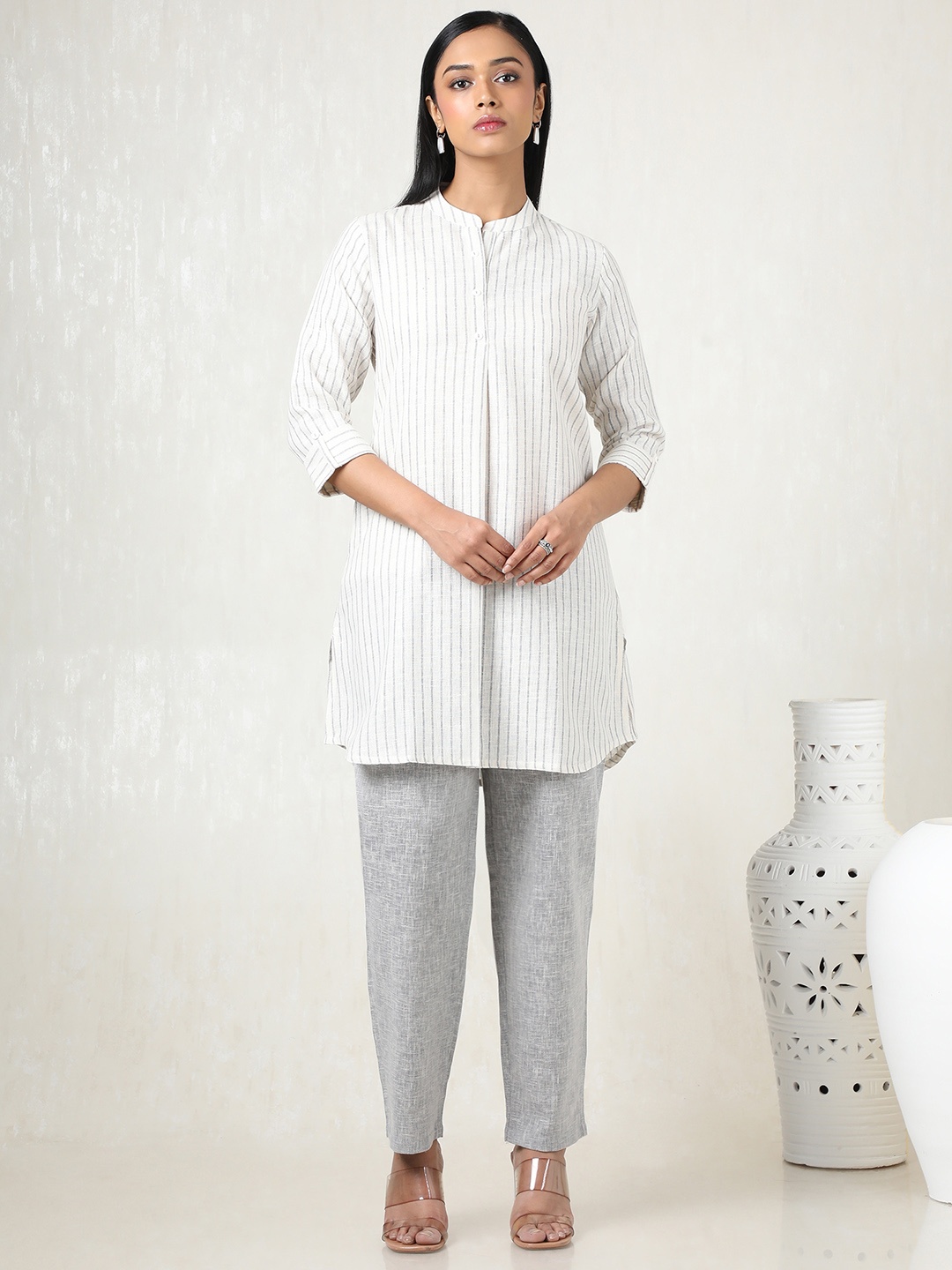 

Soch Women Striped Regular Linen Kurta with Trousers, Off white