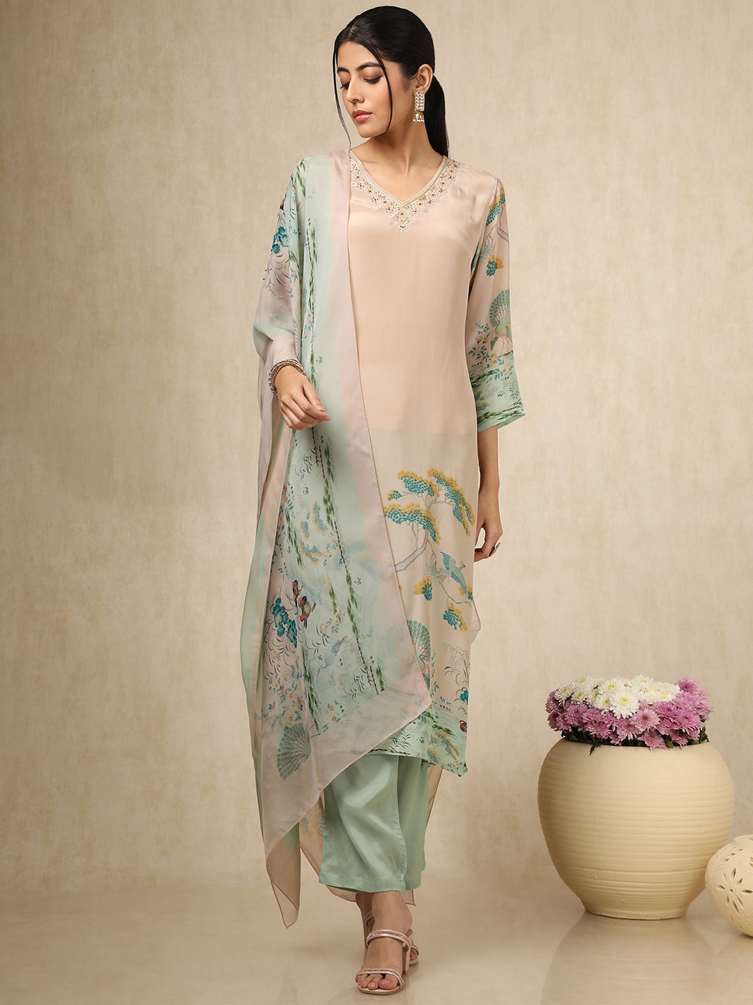 

Soch Women Floral Printed Regular Beads and Stones Silk Crepe Kurta with Trousers & With Dupatta, Beige