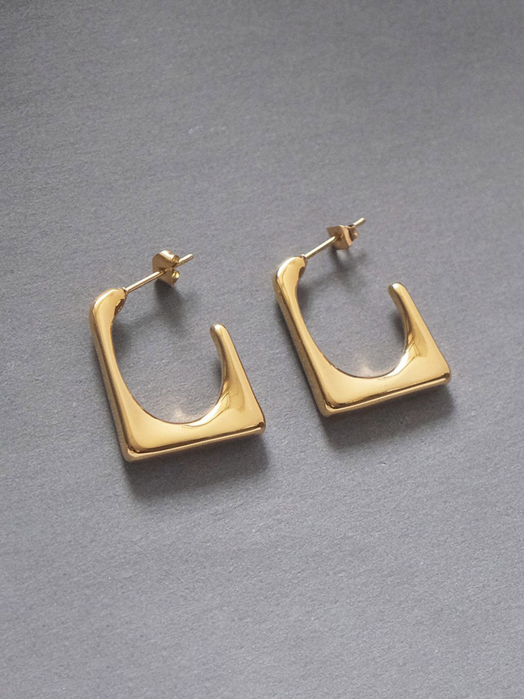 

FIMBUL Gold-Plated Stainless Steel Open Square Shaped Hoop Earrings