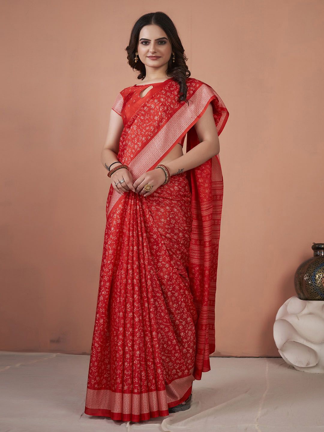 

Mitera Bagh Silk Blend Bagh Saree, Red