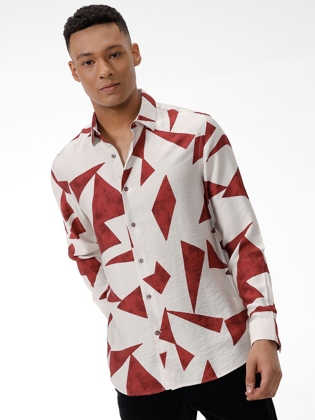 

The Collection Men Slim Fit Opaque Printed Casual Shirt, Red