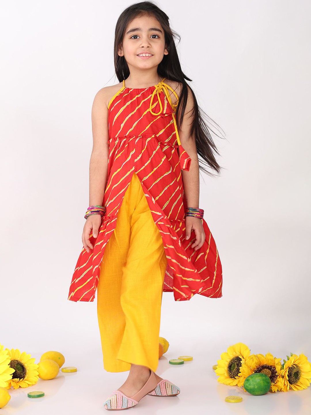 

Sangria Girls Leheriya Printed Pure Cotton Straight Kurta & Trousers, Red