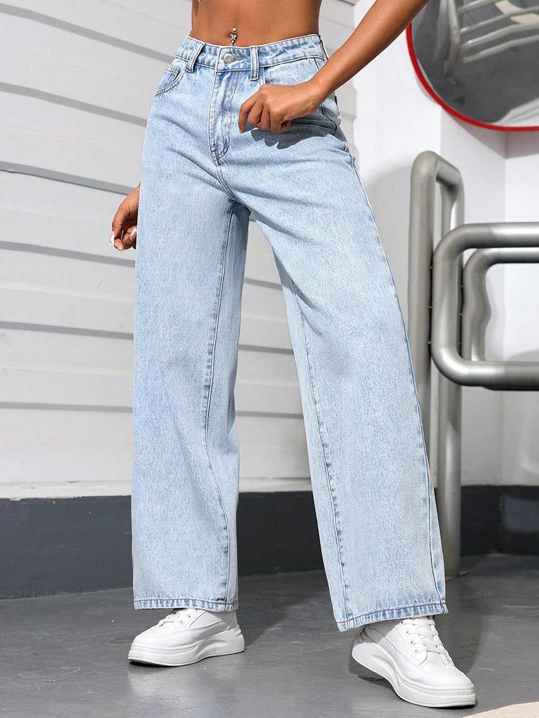 

DressBerry Women Comfort Straight Fit High-Rise Light Fade Acid Wash Stretchable Jeans, Blue