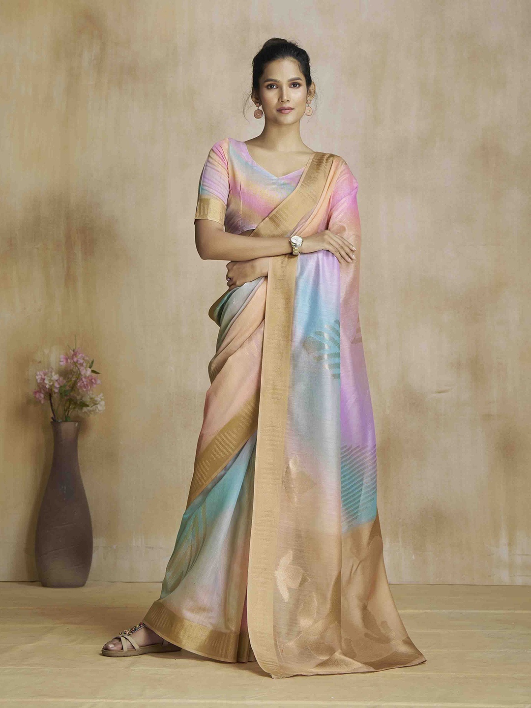 

Blissta Woven Design Zari Silk Blend Saree, Pink
