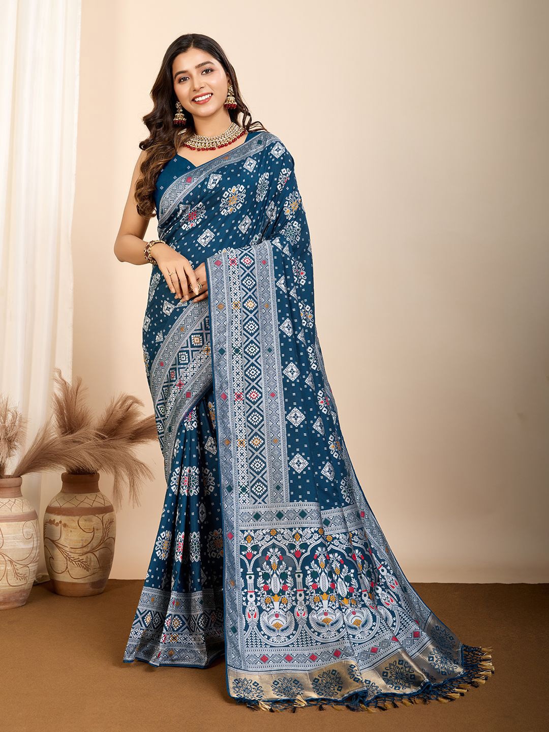 

VORIMA Floral Zari Pure Silk Saree, Blue