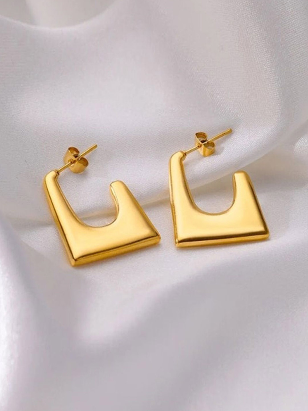 

Krelin Gold-Plated Stainless Steel Open Square Shaped Hoop Earrings