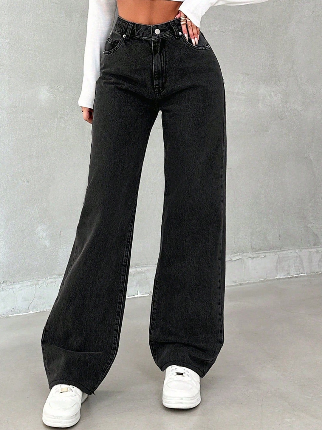 

DressBerry Women Comfort Straight Fit High-Rise Light Fade Acid Wash Stretchable Jeans, Black