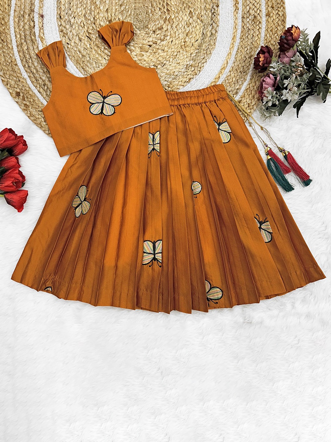 

FELIZ THE DESIGNER STUDIO Girls Embroidered Thread Work Lehenga & Blouse, Orange