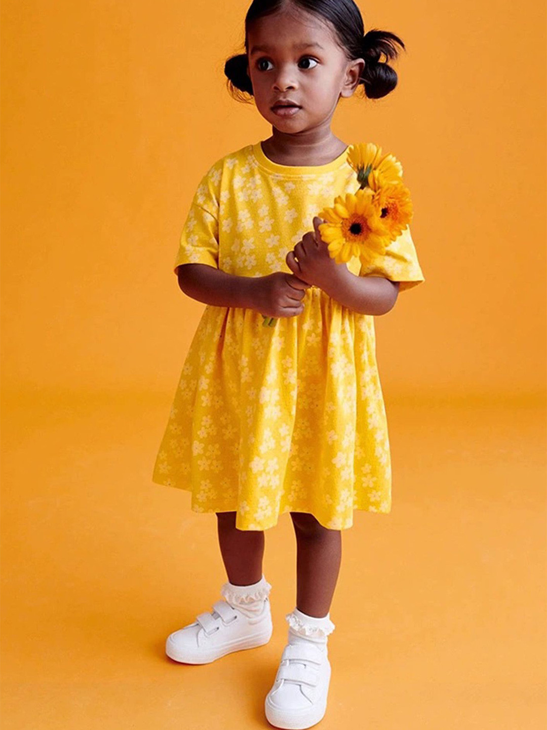 

LULU & SKY Girls Printed Knee Length A-Line Dress, Yellow