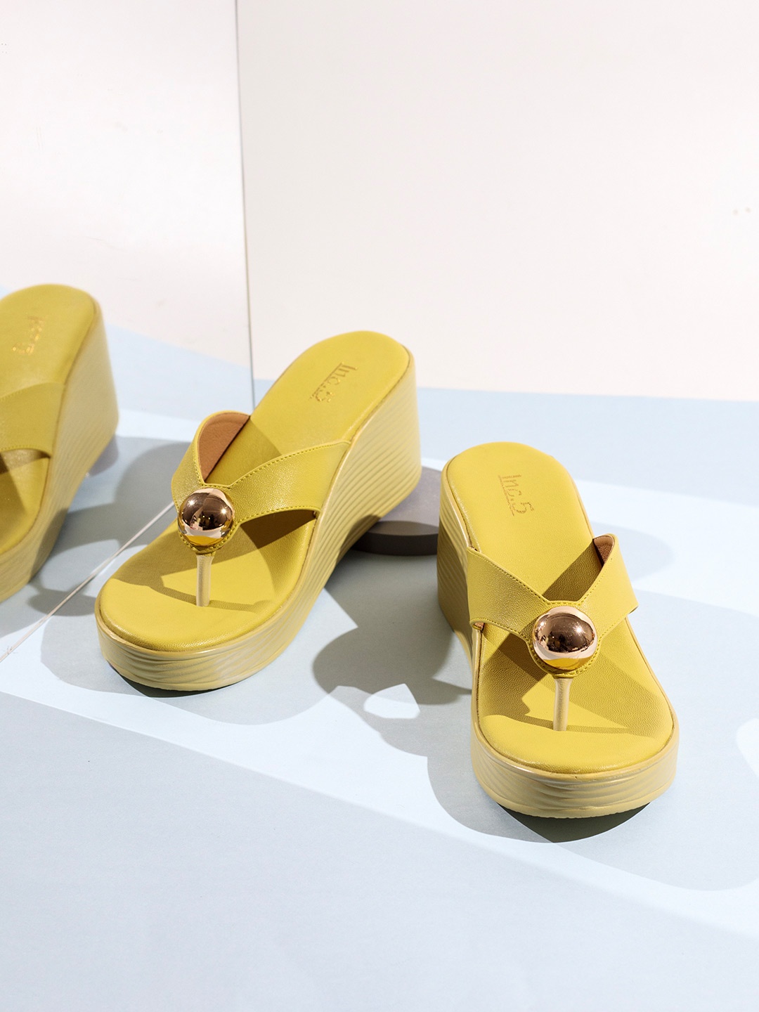 

Inc 5 Party Wedge Sandals, Yellow