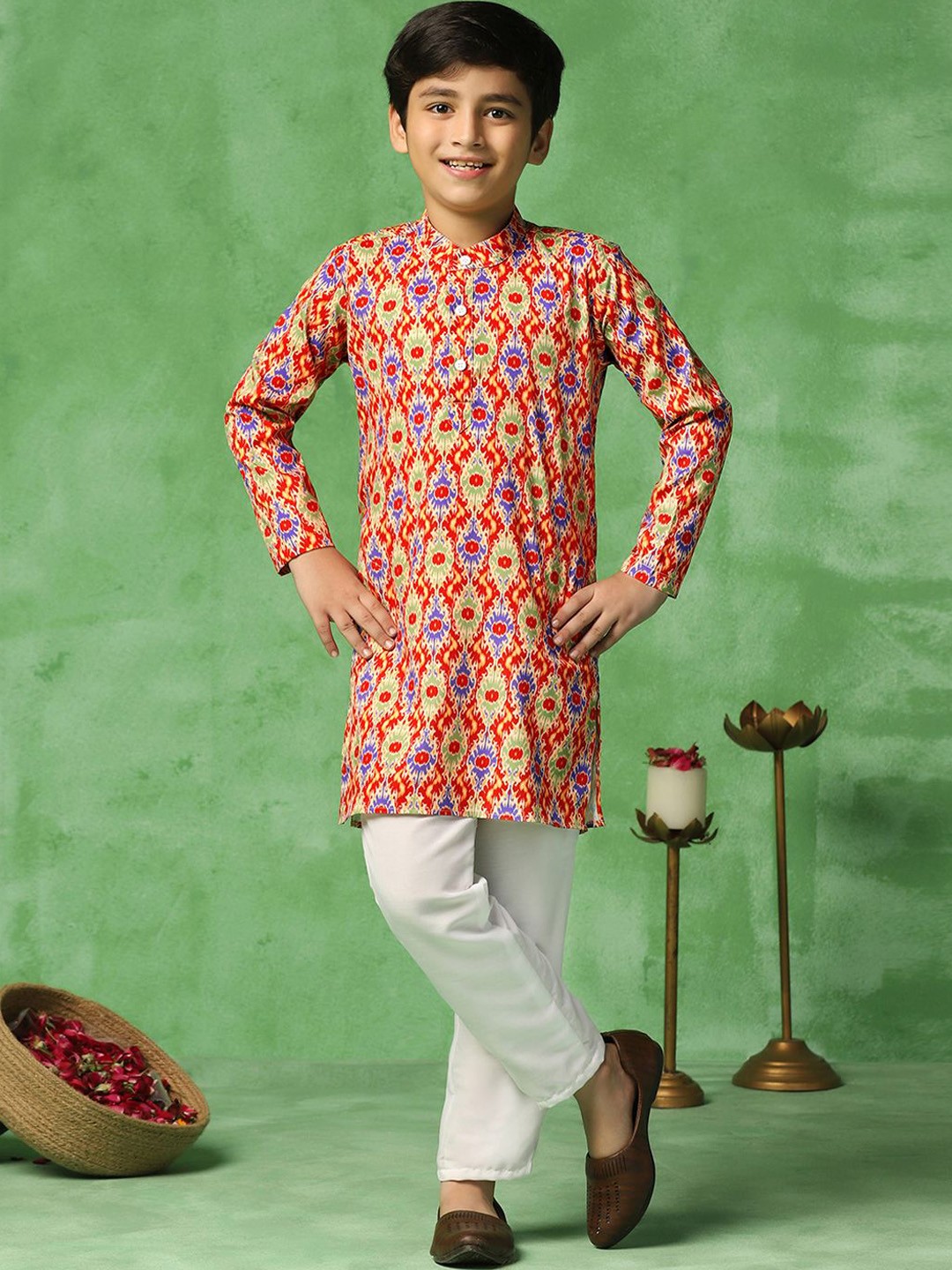 

BAESD Boys Printed Regular Kurta with Trousers, Red