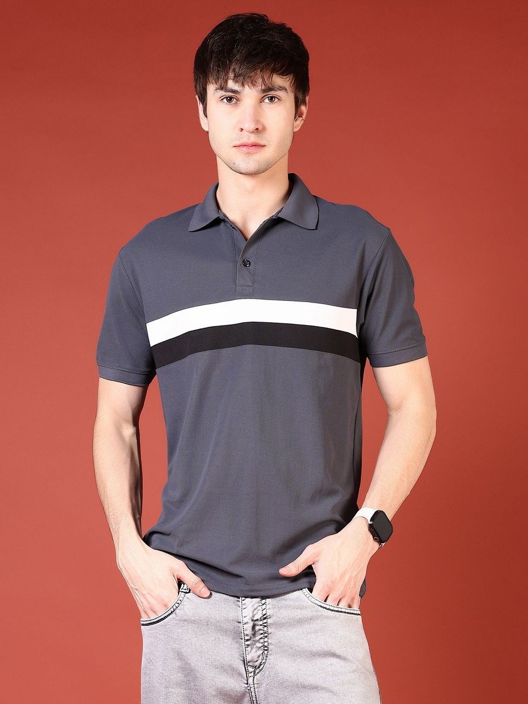 

V-Mart Men Colourblocked Polo Collar Applique Slim Fit T-shirt, Grey