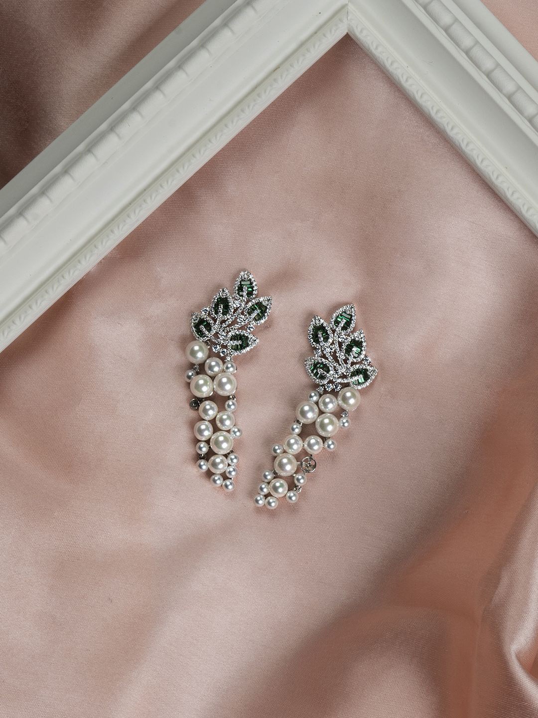 

TOUCH925 925 Silver Cubic Zirconia Studded Leaf Shaped Drop Earrings