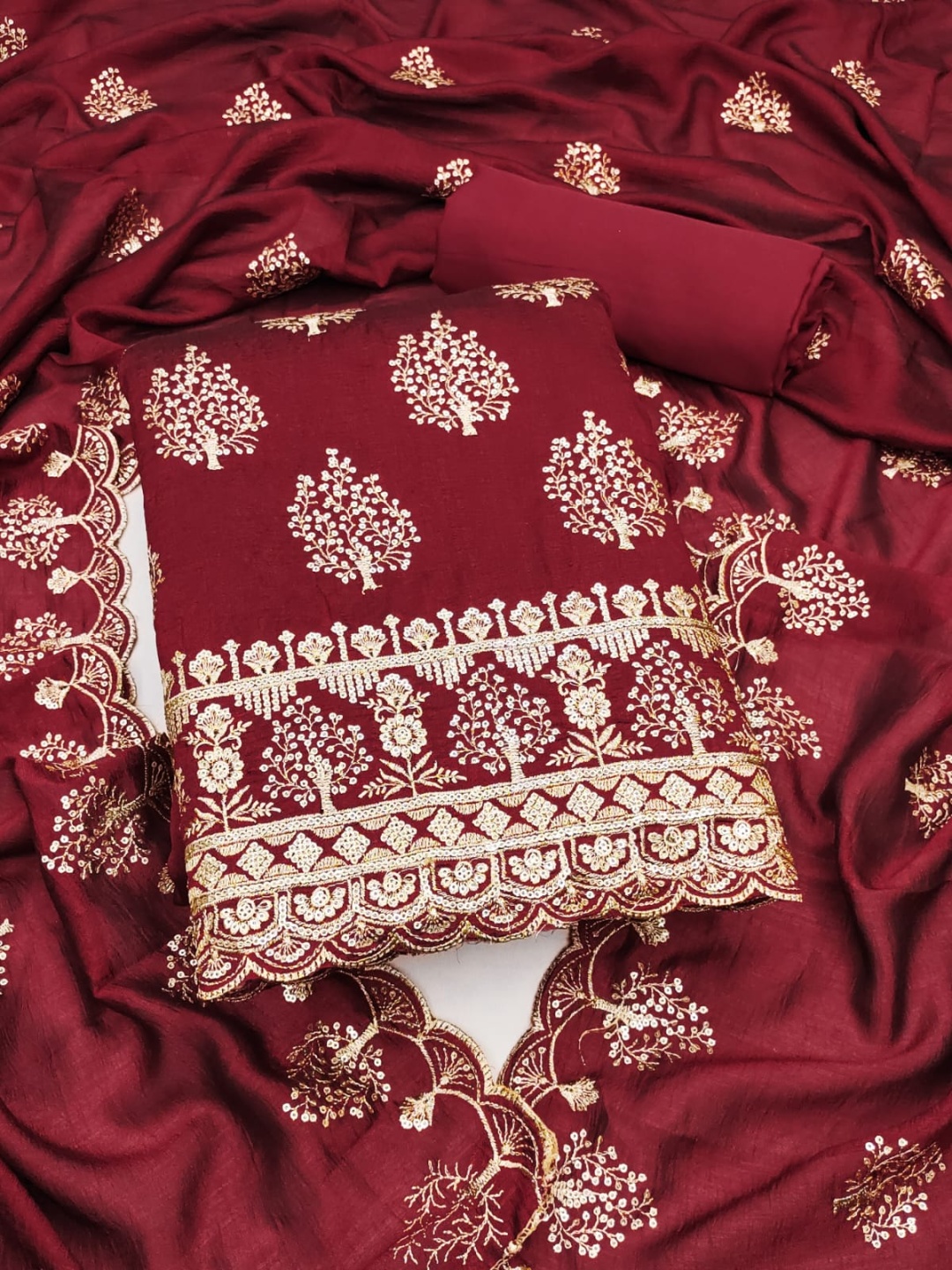 

SWARNGANGA TEX Floral Embroidered Georgette Unstitched Dress Material, Maroon