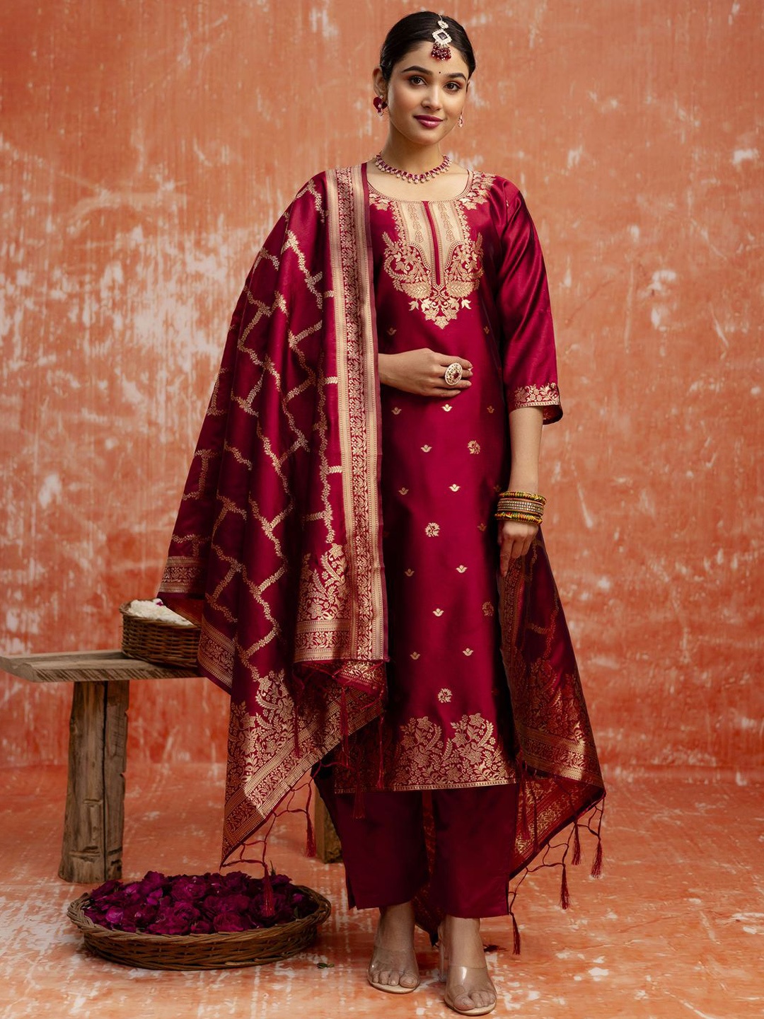 

VredeVogel Women Ethnic Motifs Embroidered Regular Kurta with Trousers & With Dupatta, Maroon