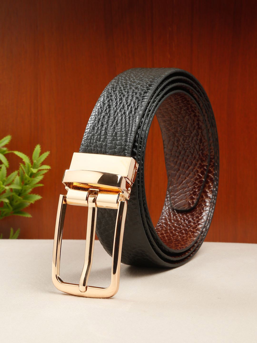 

Teakwood Leathers Men Textured Leather Reversible Formal Belt, Black