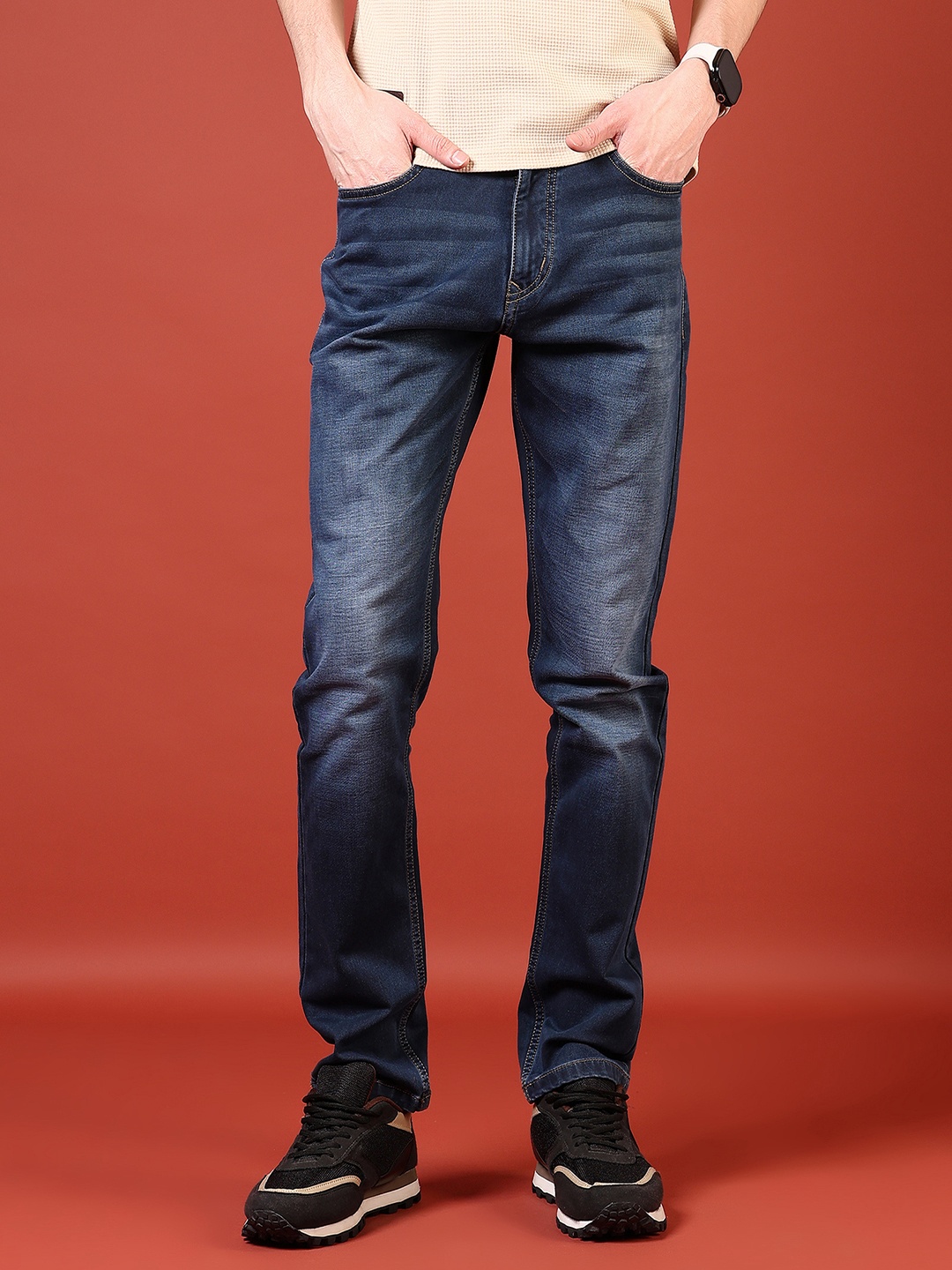 

V-Mart Men Skinny Fit Light Fade Jeans, Blue
