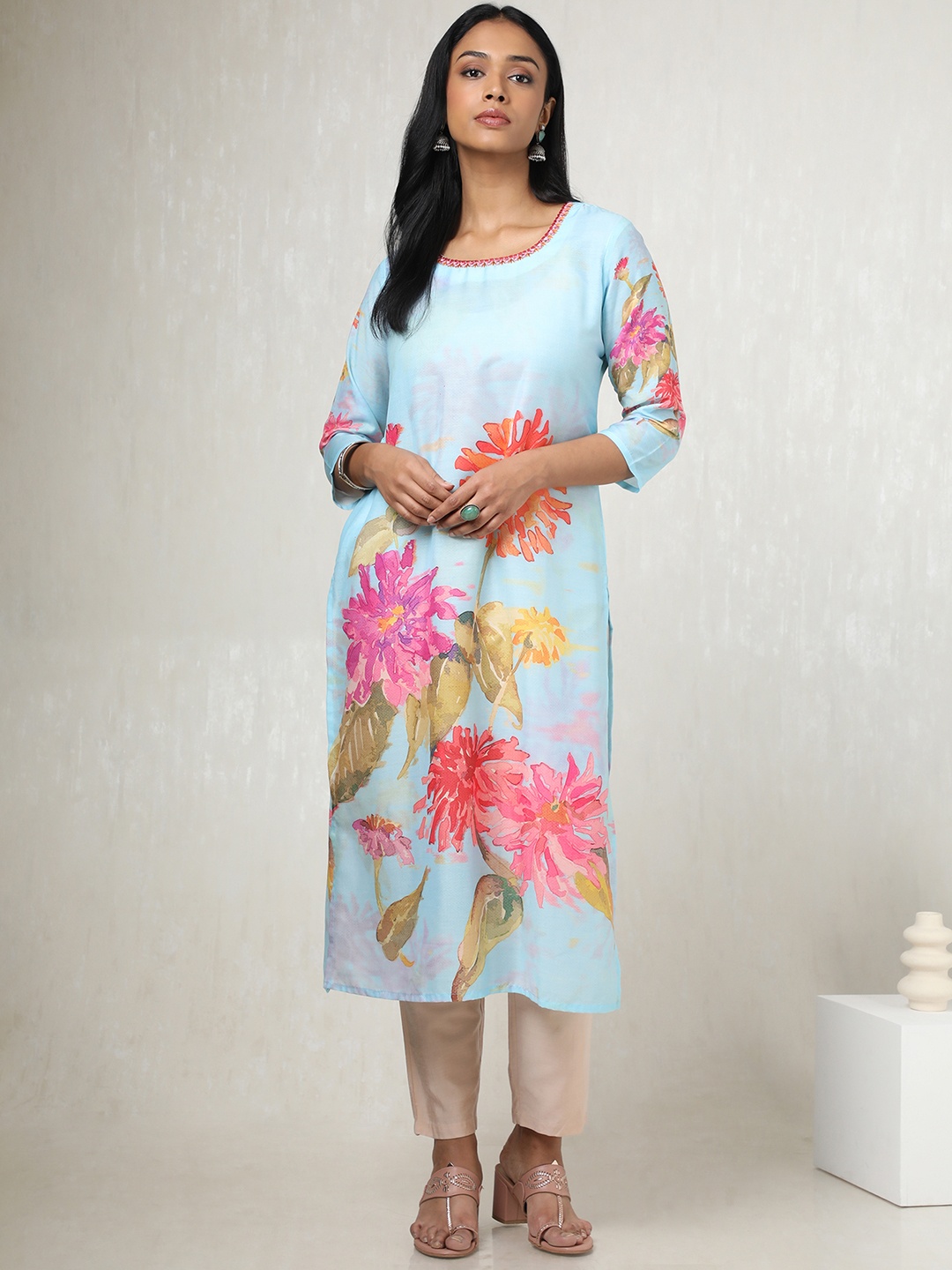 

Soch Women Floral Printed Mirror Work Kurta, Blue