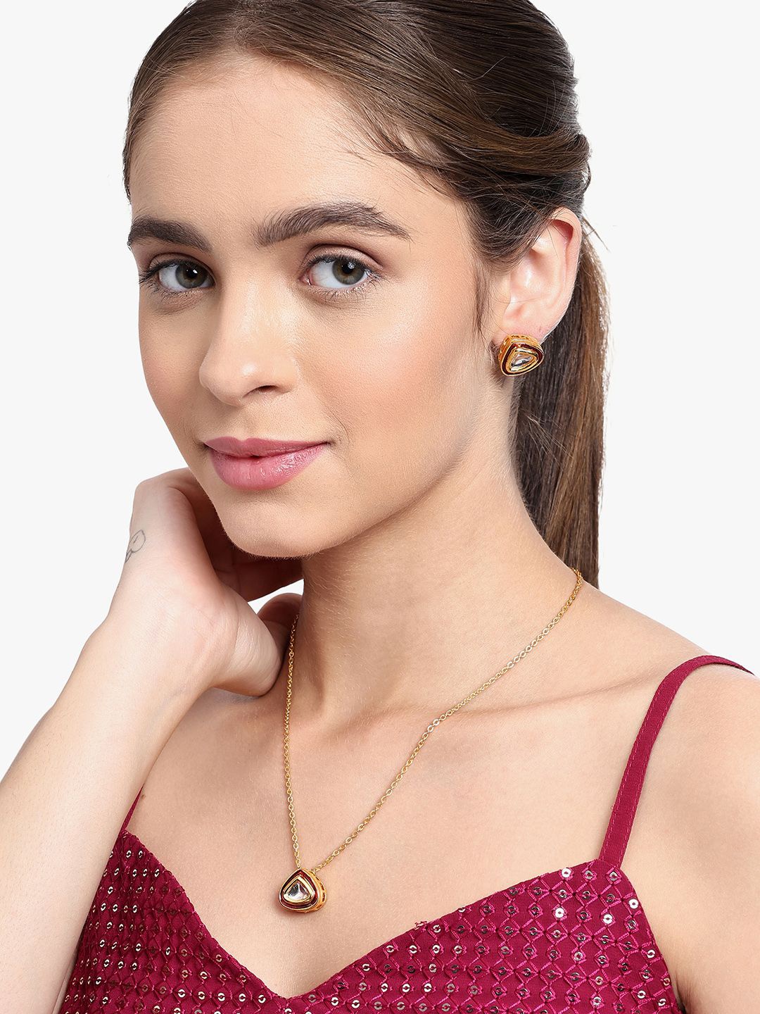 

AARSEE OFFICIAL Gold-Plated Kundan Studded Geometric Shaped Studs