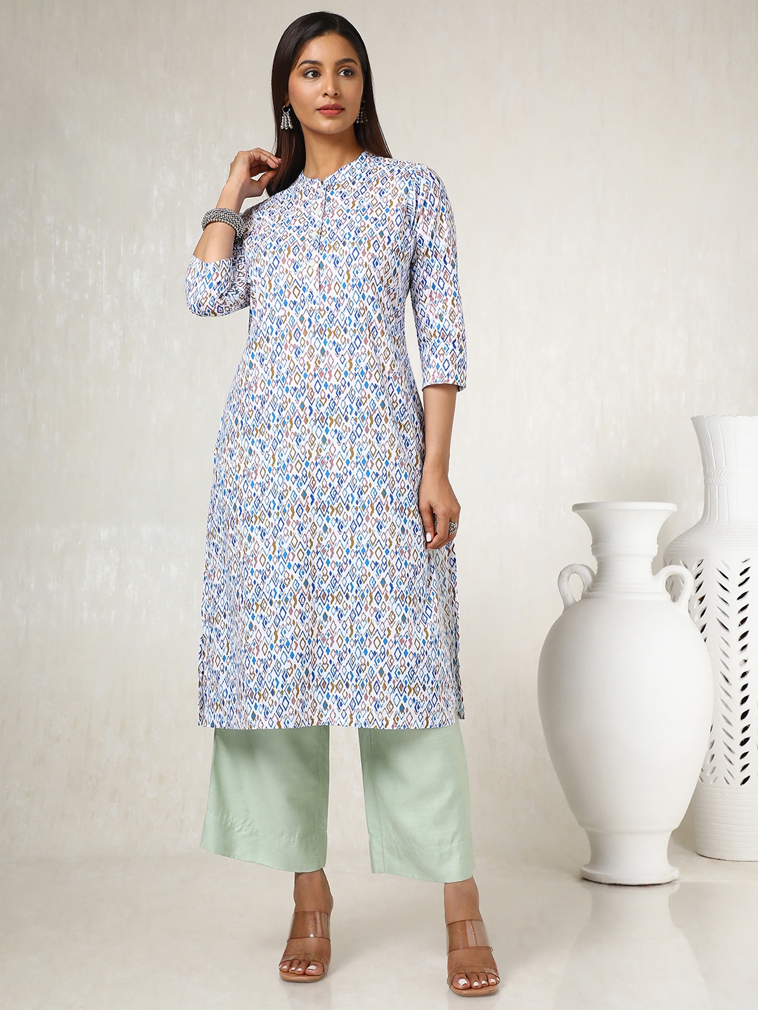 

Soch Geometric Printed Mandarin Collar Straight Kurta, White