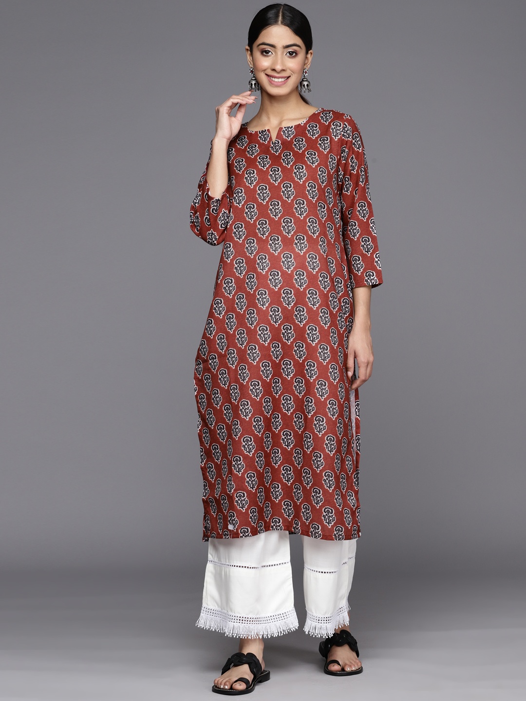 

KSUT Ethnic Motifs Printed Cotton Straight Kurta, Maroon