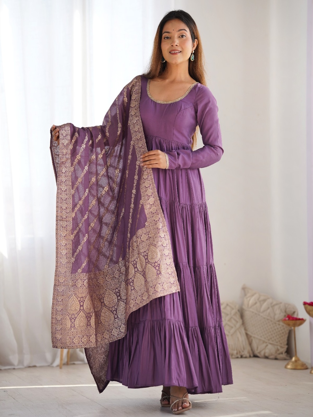 

Yara Creation Women Yoke Design Layered Chanderi Silk Kurta with Trousers & With Dupatta, Mauve