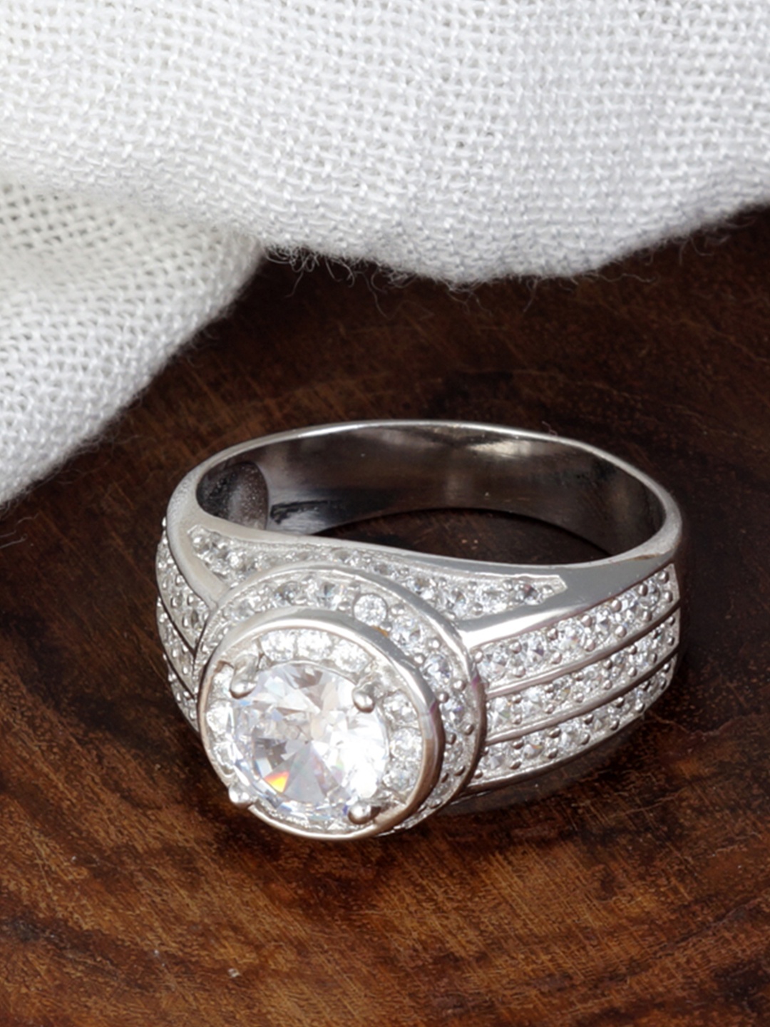 

Tuanz Silver Jewelry Men 925 Sterling Silver Rhodium-Plated Cubic Zirconia-Studded Ring