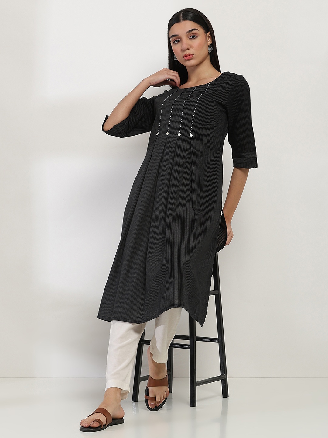 

Rangriti Striped Yoke Design Thread Work Round Neck Straight Kurta, Black