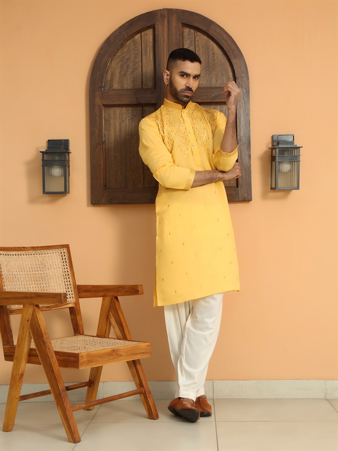 

KRAFT INDIA LUXE Ethnic Motifs Embroidered Sequinned Kurta, Yellow