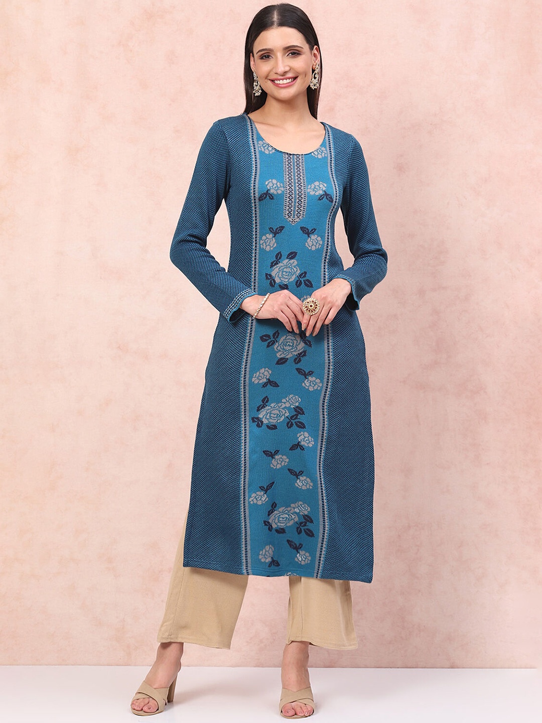 

Rangriti Floral Woven Design Round Neck Straight Kurta, Blue