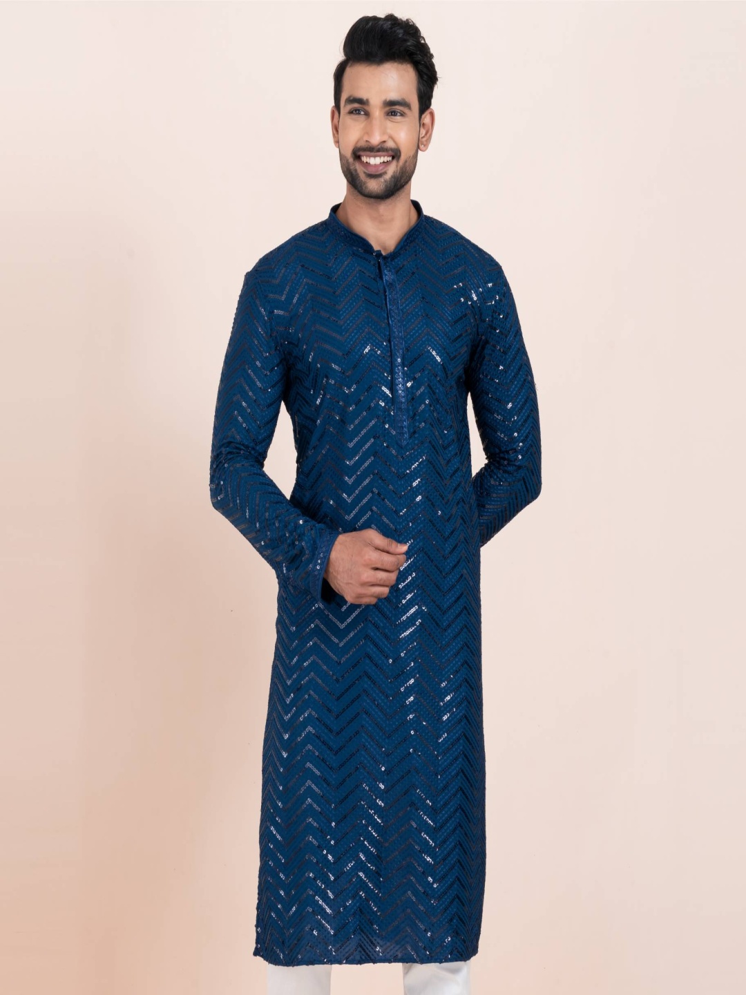 

ROOTED LIBAAS Sequinnce Embellished Mandarin Collar Kurta, Blue