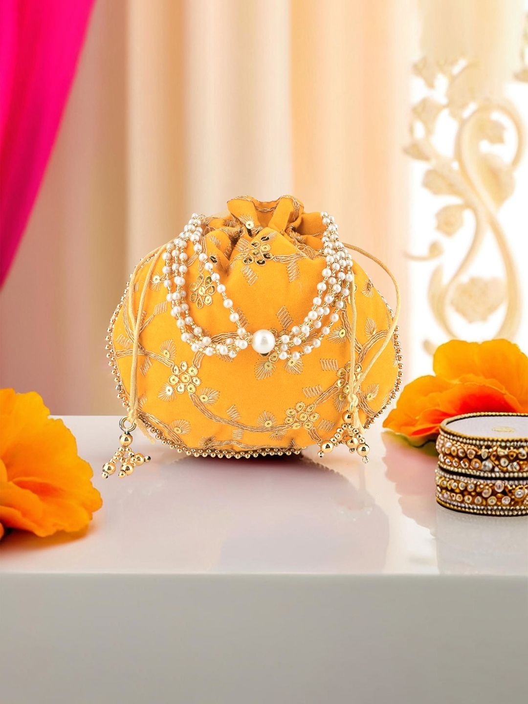 

Kuber Industries Unisex Embroidered Potli Clutch, Yellow