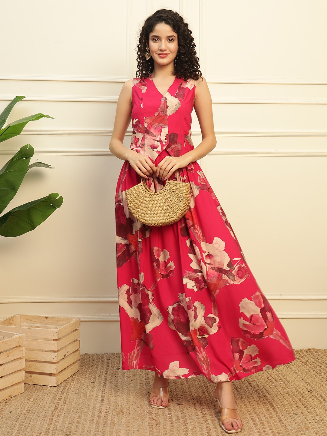 

DEEBACO Floral Printed V Neck Waistcoat With Skirt, Pink