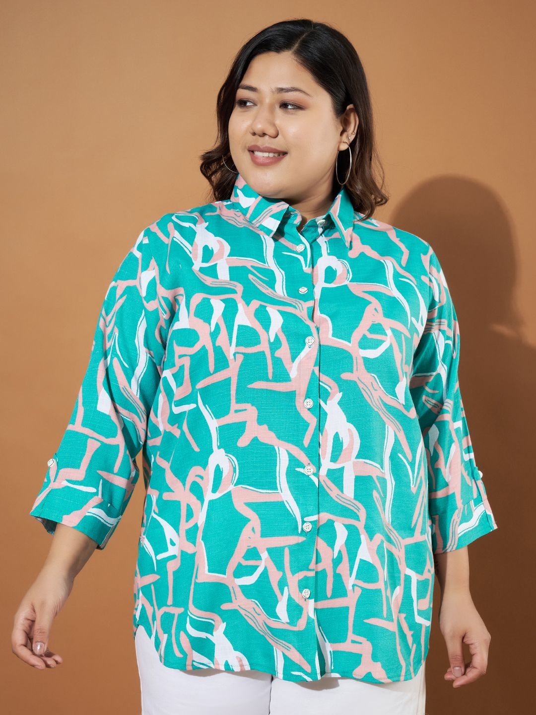 

Purple Feather Women Plus Size Printed Casual Shirt, Green